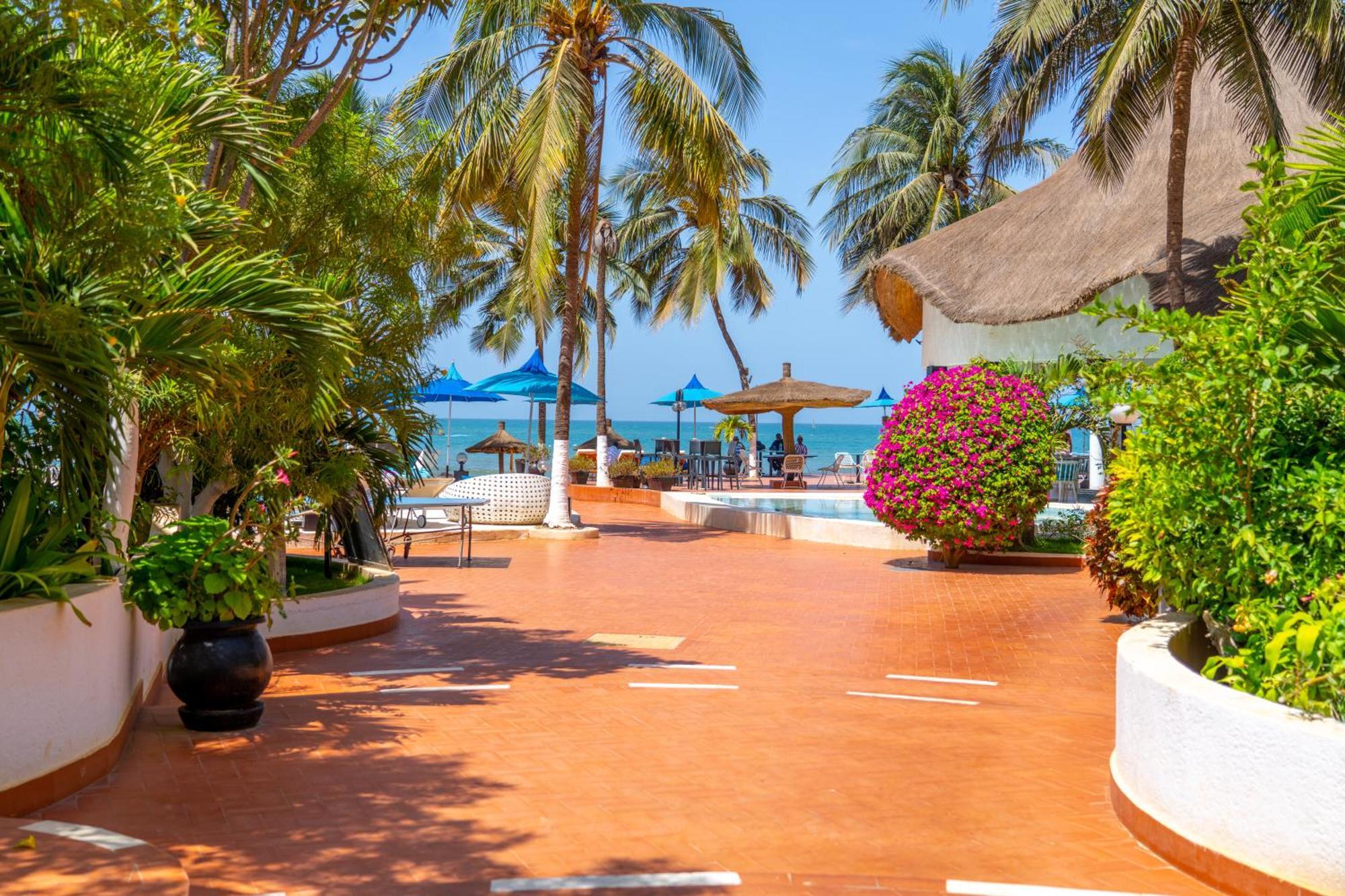 Hotel Africa Queen Somone Ngoại thất bức ảnh